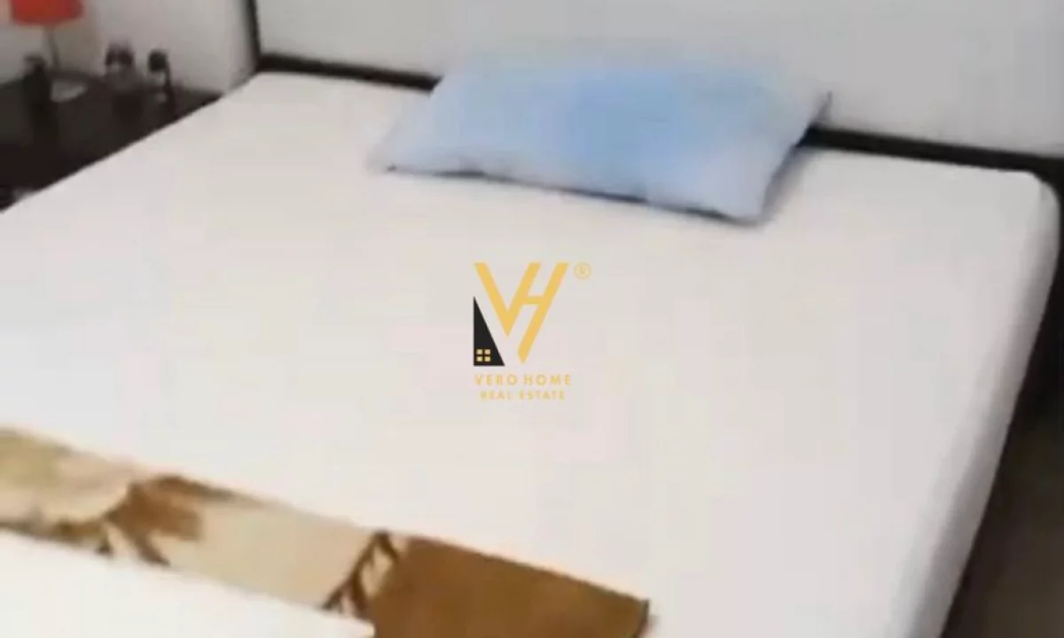 Shtepi me qera Apartament ne Tirane, 3+1, Mobilimi E mobiluar, Pagesa 70,000  Leke.