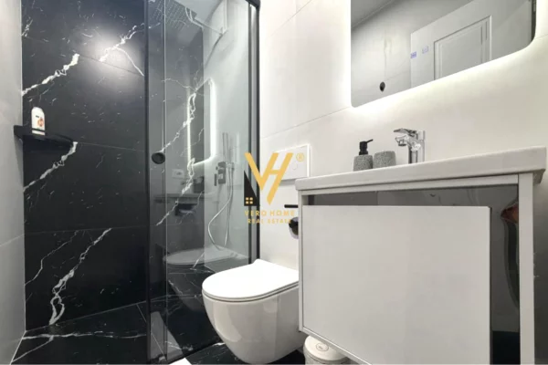 Shtepi ne shitje Apartament ne Tirane, Garsoniere, Mobilimi E mobiluar, Pagesa 200,000  Euro.