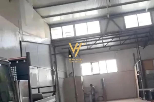 JEPET AMBIENT BIZNESI 800 M2 TE AUT.TR-DR 400.000 LEKE