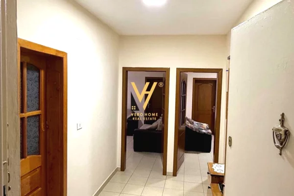 Shtepi me qera Apartament ne Tirane, 3+1, Mobilimi E mobiluar, Pagesa 80,000  Leke.
