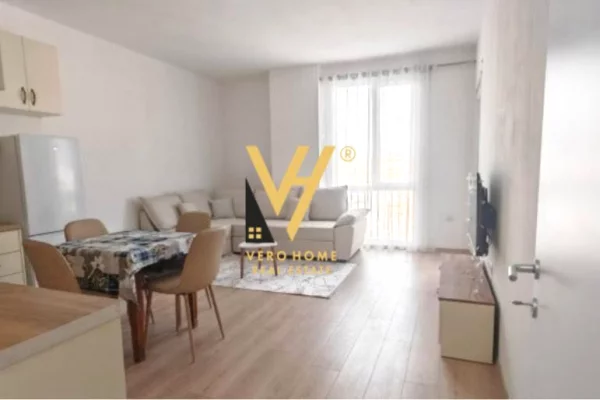 JEPET APARTAMENT 1+1 ME QIRA NE SHKOZE 450 EURO