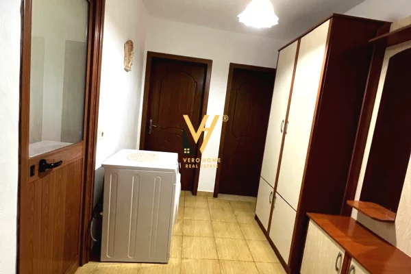 Shtepi me qera Apartament ne Tirane, 1+1, Mobilimi E mobiluar, Pagesa 40,000  Leke.