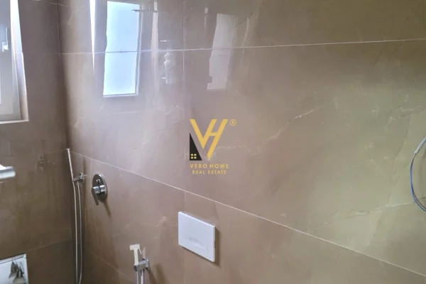 Shtepi me qera Apartament ne Tirane, 2+1, Mobilimi E mobiluar, Pagesa 80,000  Leke.