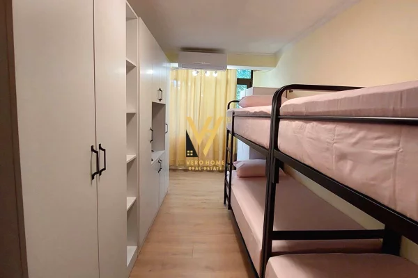 Shtepi me qera Apartament ne Tirane, 2+1, Mobilimi E mobiluar, Pagesa 80,000  Leke.